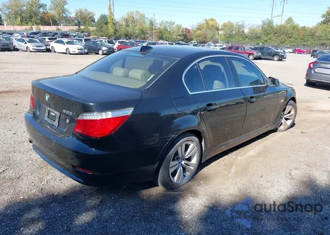 2010 BMW 528I z USA, uszkodzony, nr VIN WBANU5C56AC460341